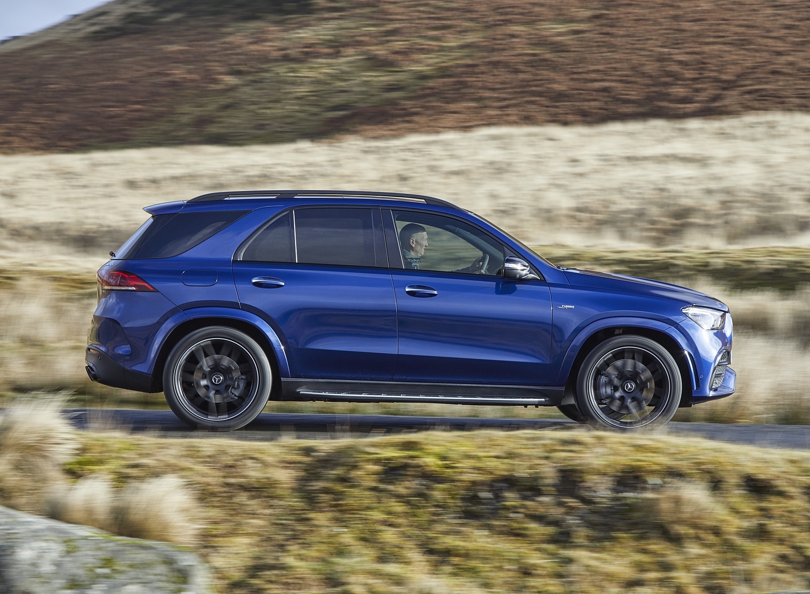 2020 Mercedes-AMG GLE 53 (UK-Spec) Side Wallpapers (12)