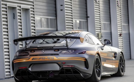 2020 Mercedes-AMG GT4 Rear Three-Quarter Wallpapers 450x275 (6)