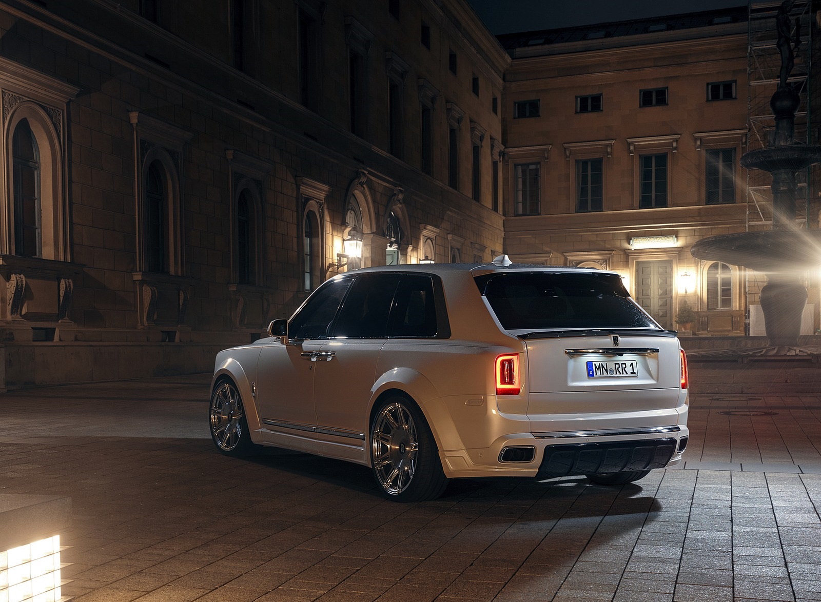 2020 SPOFEC Rolls-Royce Cullinan Rear Three-Quarter Wallpapers (6)
