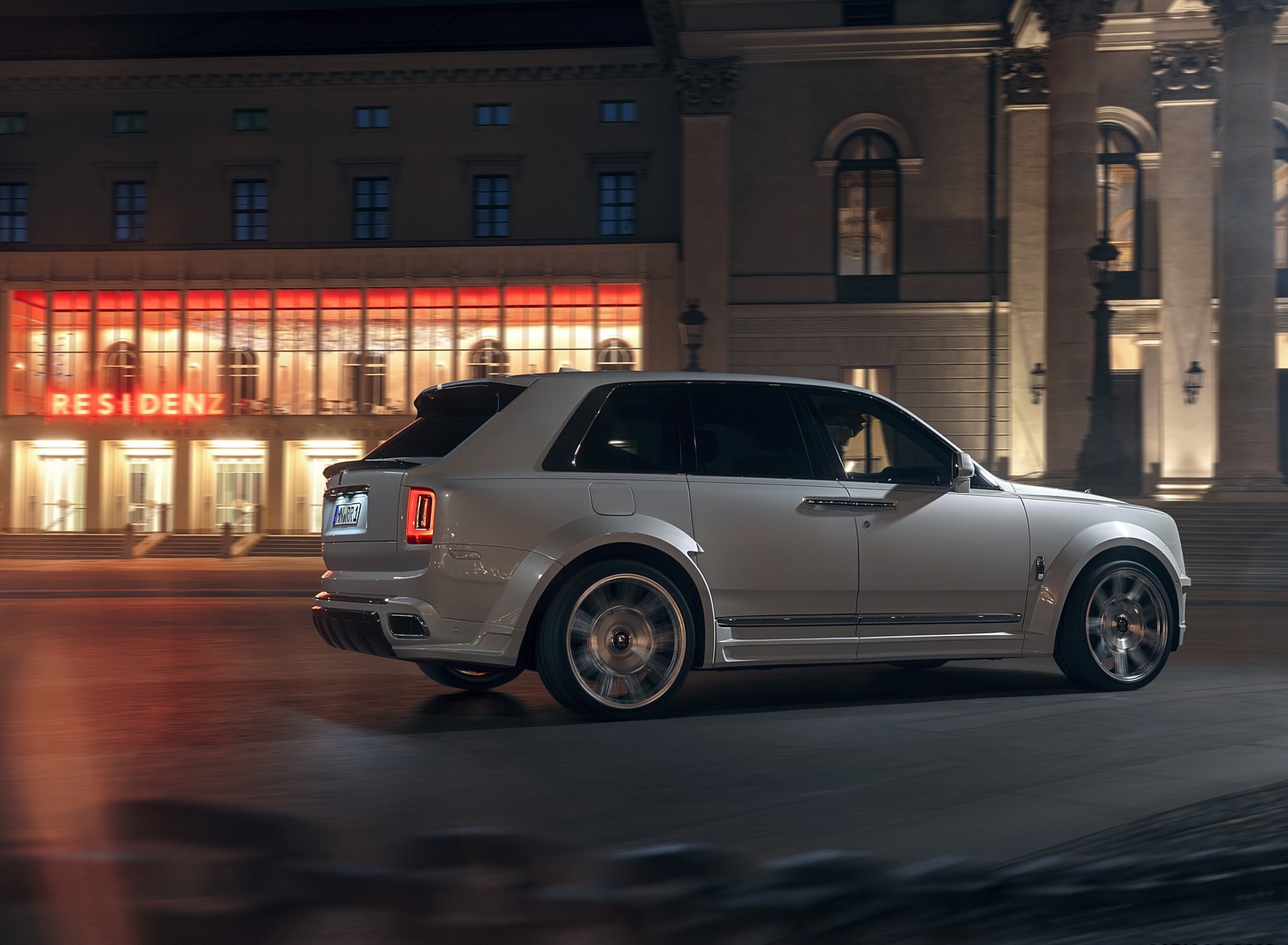 2020 SPOFEC Rolls-Royce Cullinan Rear Three-Quarter Wallpapers (2)
