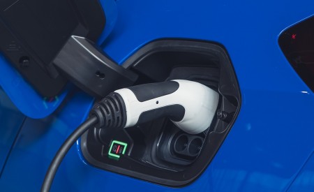 2020 Vauxhall Corsa-e Charging Wallpapers 450x275 (69)