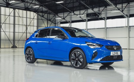 2020 Vauxhall Corsa-e Front Three-Quarter Wallpapers 450x275 (24)