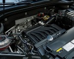 2020 Volkswagen Atlas Cross Sport SEL Premium R Line (Color: Pure Gray) Engine Wallpapers 150x120 (35)