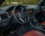 2020 Volkswagen Atlas Cross Sport SEL Premium R Line (Color: Pure Gray) Interior Wallpapers 150x120 (36)