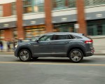 2020 Volkswagen Atlas Cross Sport SEL Premium R Line (Color: Pure Gray) Side Wallpapers 150x120 (15)