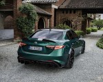 2021 Alfa Romeo Giulia GTA (Color: Montreal Green) Rear Wallpapers 150x120 (11)