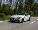 2021 Alfa Romeo Giulia GTA (Color: Trofeo White) Front Three-Quarter Wallpapers 150x120 (13)