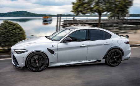 2021 Alfa Romeo Giulia GTA (Color: Trofeo White) Side Wallpapers 450x275 (17)