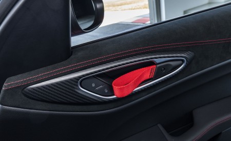 2021 Alfa Romeo Giulia GTA Interior Detail Wallpapers  450x275 (27)