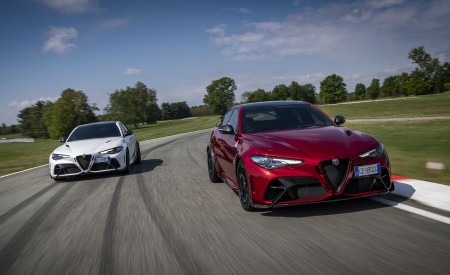 2021 Alfa Romeo Giulia GTA Wallpapers  450x275 (35)