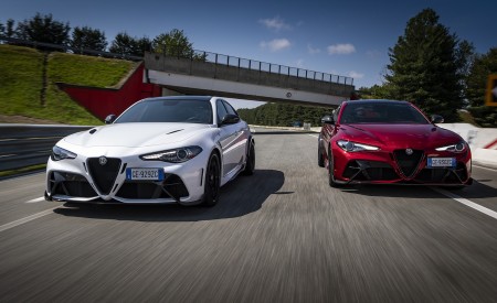 2021 Alfa Romeo Giulia GTA Wallpapers 450x275 (42)