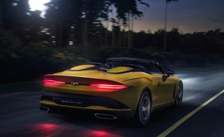 2021 Bentley Mulliner Bacalar Rear Three-Quarter Wallpapers 450x275 (6)