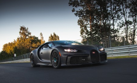 2021 Bugatti Chiron Pur Sport Front Three-Quarter Wallpapers 450x275 (39)