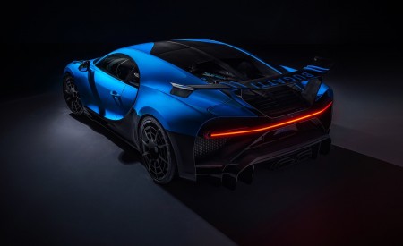 2021 Bugatti Chiron Pur Sport Rear Three-Quarter Wallpapers 450x275 (98)