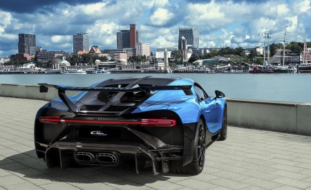 2021 Bugatti Chiron Pur Sport Rear Three-Quarter Wallpapers 450x275 (70)