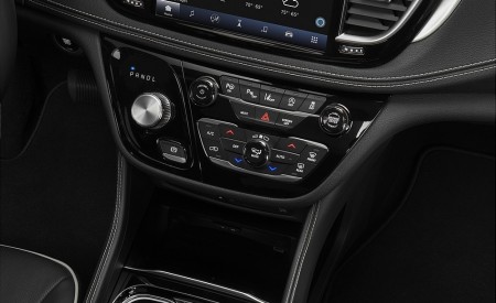 2021 Chrysler Pacifica Limited S AWD Central Console Wallpapers 450x275 (48)