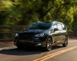 2021 Chrysler Pacifica Limited S AWD Front Three-Quarter Wallpapers 150x120