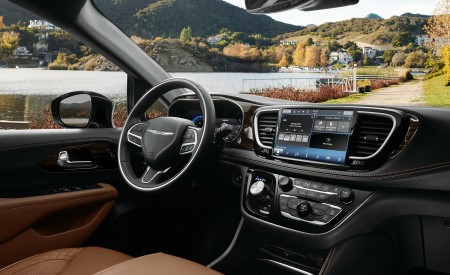2021 Chrysler Pacifica Pinnacle AWD Interior Wallpapers 450x275 (42)