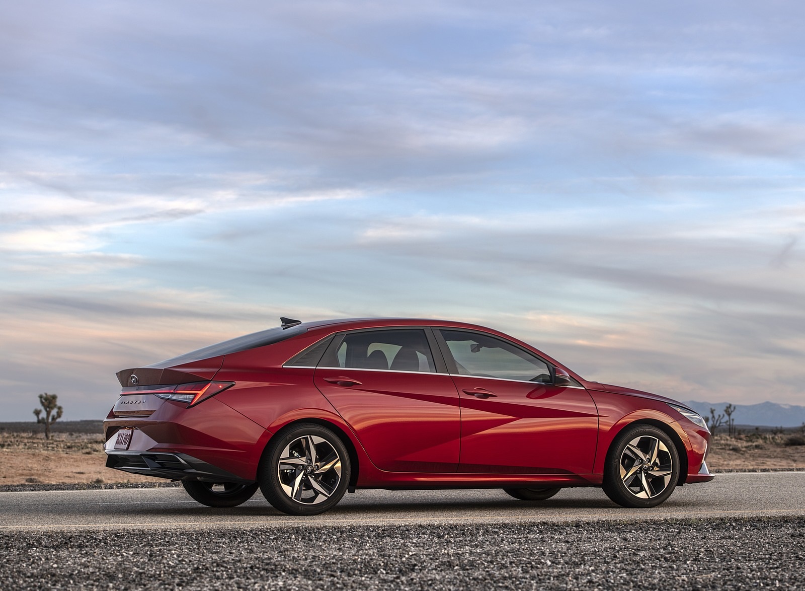 2021 Hyundai Elantra Rear Three-Quarter Wallpapers (6)