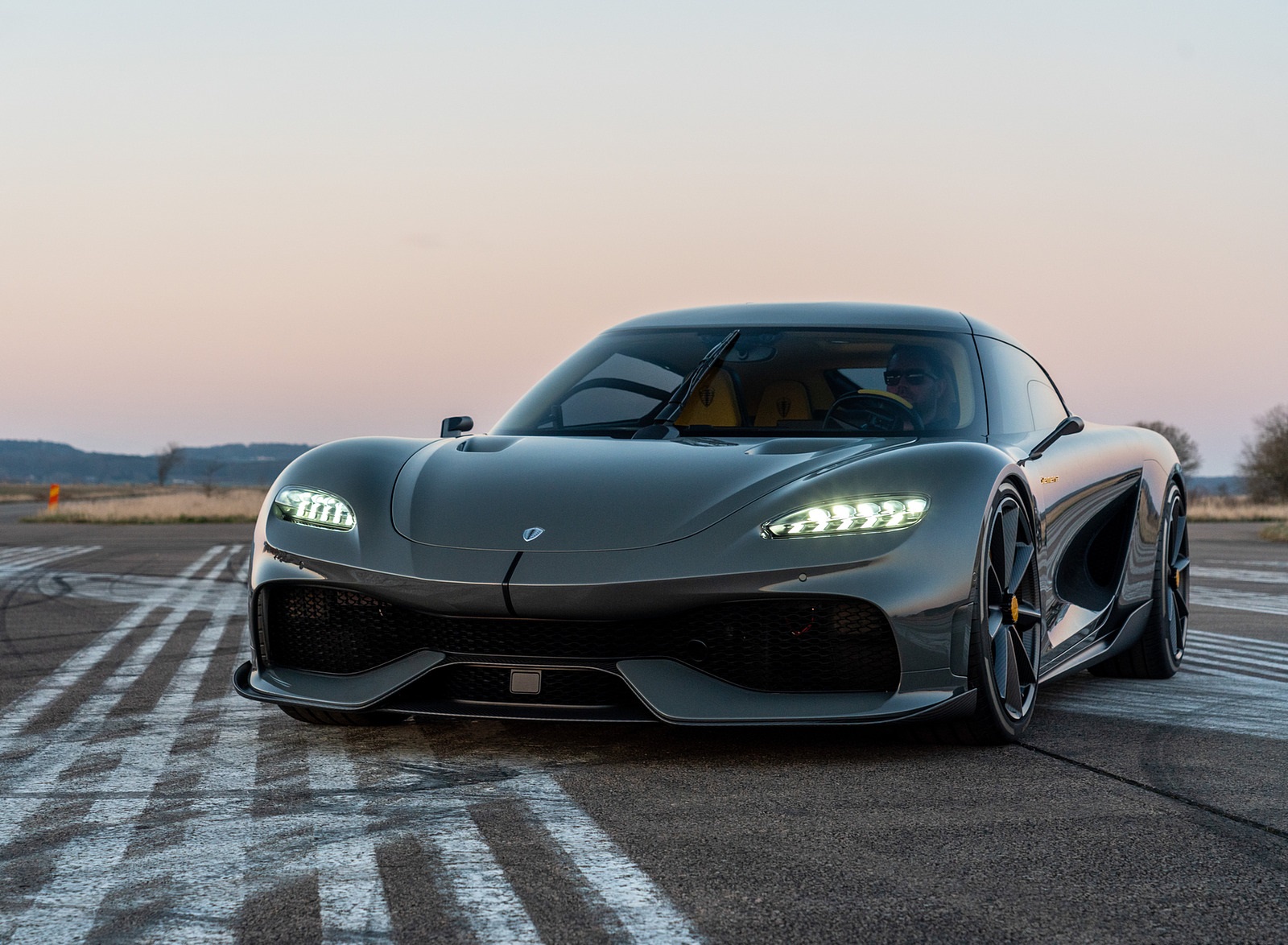 2021 Koenigsegg Gemera Front Three-Quarter Wallpapers (8)