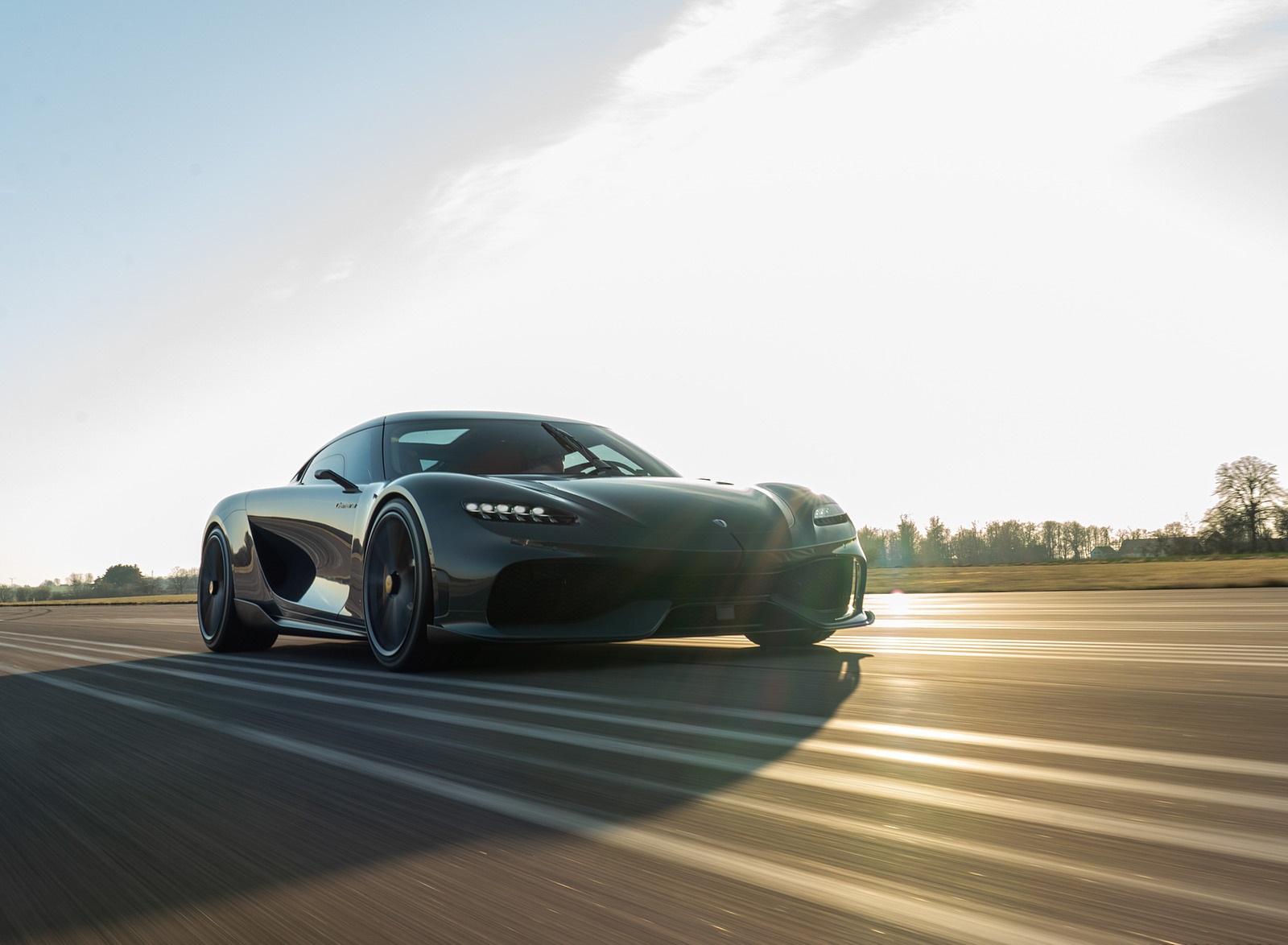 2021 Koenigsegg Gemera Front Three-Quarter Wallpapers (4)