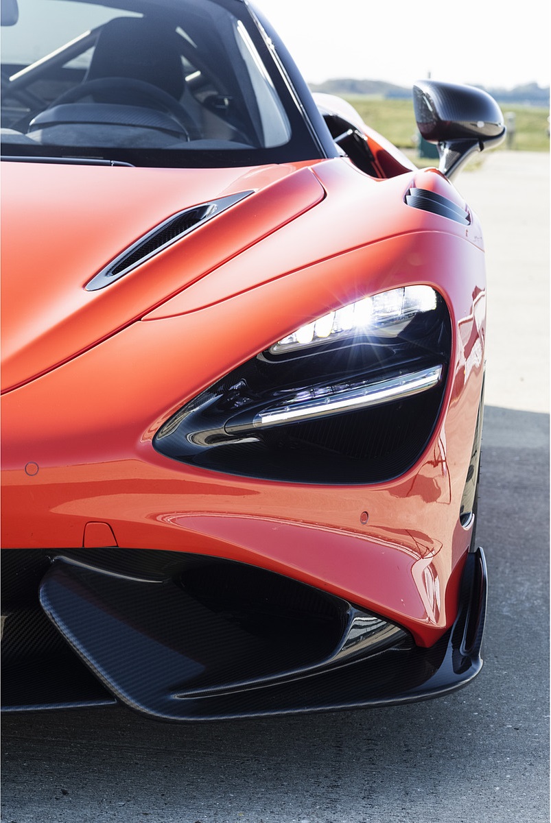 2021 McLaren 765LT Headlight Wallpapers #48 of 159