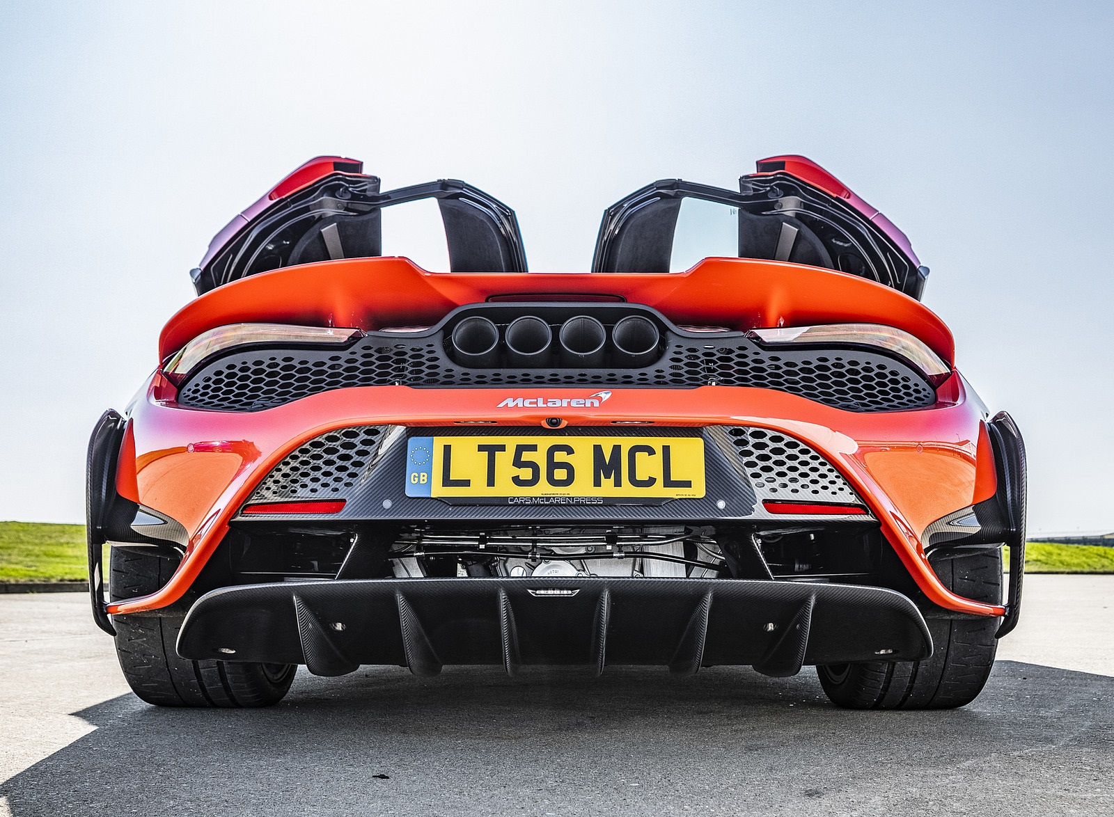 2021 McLaren 765LT Rear Wallpapers #43 of 159