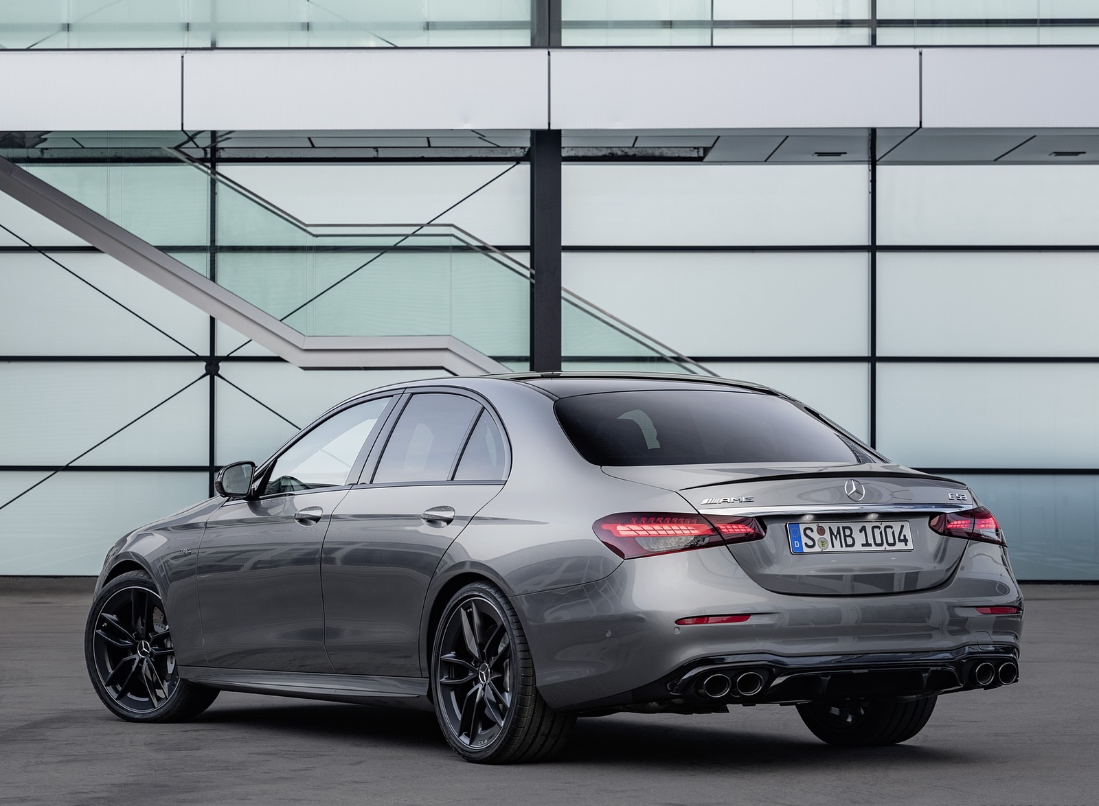 2021 Mercedes-AMG E 53 4MATIC+ Night Package (Color: Selenite Grey Metallic) Rear Three-Quarter Wallpapers (12)