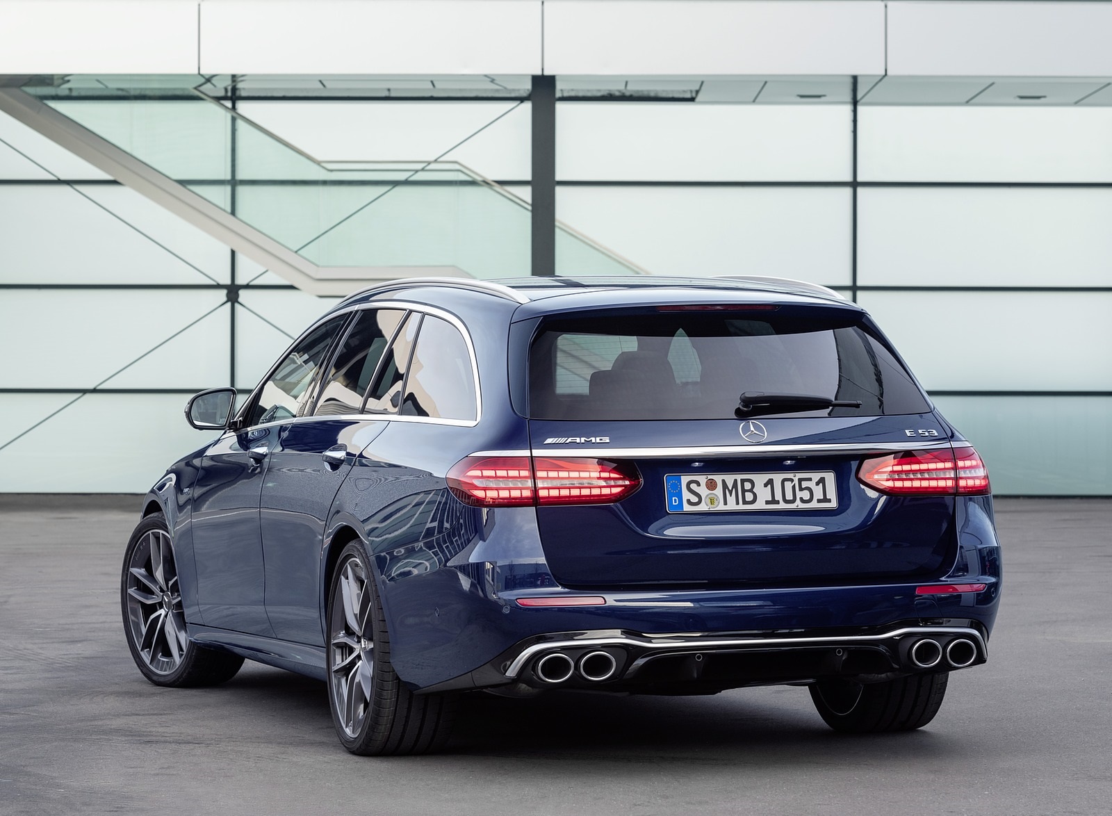 2021 Mercedes-AMG E 53 Estate 4MATIC+ T-Model (Color: Cavansite Blue Metallic) Rear Wallpapers #10 of 19