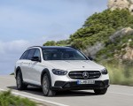2021 Mercedes-Benz E-Class All-Terrain Line Avantgarde (Color: Designo Diamond White Bright) Front Three-Quarter Wallpapers 150x120 (2)