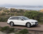 2021 Mercedes-Benz E-Class All-Terrain Line Avantgarde (Color: Designo Diamond White Bright) Front Three-Quarter Wallpapers 150x120 (12)