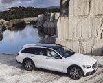 2021 Mercedes-Benz E-Class All-Terrain Line Avantgarde (Color: Designo Diamond White Bright) Front Three-Quarter Wallpapers 150x120 (27)