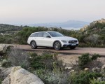 2021 Mercedes-Benz E-Class All-Terrain Line Avantgarde (Color: Designo Diamond White Bright) Front Three-Quarter Wallpapers 150x120 (21)
