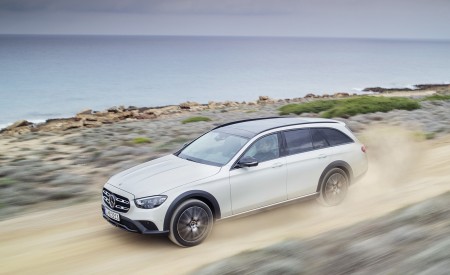 2021 Mercedes-Benz E-Class All-Terrain Line Avantgarde (Color: Designo Diamond White Bright) Off-Road Wallpapers 450x275 (14)