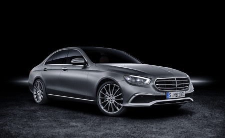 2021 Mercedes-Benz E-Class (Color: Selenit Grey Magno) Front Three-Quarter Wallpapers 450x275 (56)
