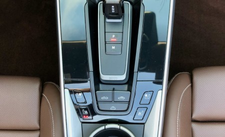 2021 Porsche 911 Turbo S Cabriolet Central Console Wallpapers 450x275 (83)