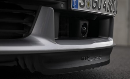 2021 Porsche 911 Turbo S Coupe (Color: GT Silver Metallic) Detail Wallpapers 450x275 (138)