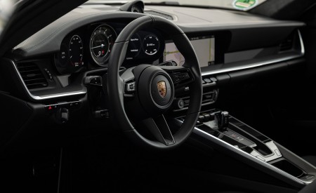 2021 Porsche 911 Turbo S Coupe (Color: GT Silver Metallic) Interior Wallpapers 450x275 (147)