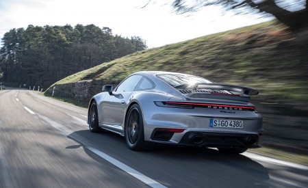 2021 Porsche 911 Turbo S Coupe (Color: GT Silver Metallic) Rear Three-Quarter Wallpapers 450x275 (105)