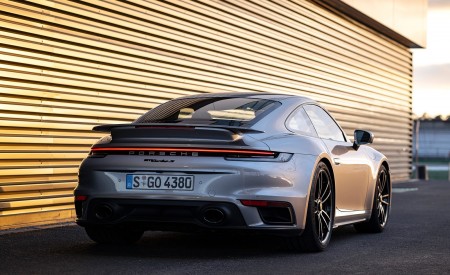 2021 Porsche 911 Turbo S Coupe (Color: GT Silver Metallic) Rear Wallpapers 450x275 (126)