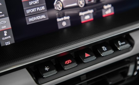 2021 Porsche 911 Turbo S Coupe (Color: Gentian Blue Metallic) Central Console Wallpapers 450x275 (206)