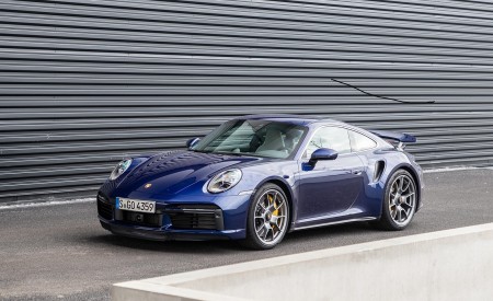 2021 Porsche 911 Turbo S Coupe (Color: Gentian Blue Metallic) Front Three-Quarter Wallpapers 450x275 (184)