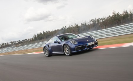 2021 Porsche 911 Turbo S Coupe (Color: Gentian Blue Metallic) Front Three-Quarter Wallpapers 450x275 (171)