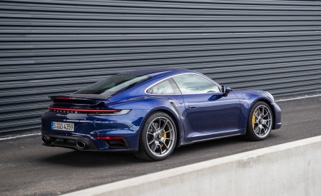 2021 Porsche 911 Turbo S Coupe (Color: Gentian Blue Metallic) Rear Three-Quarter Wallpapers 450x275 (185)