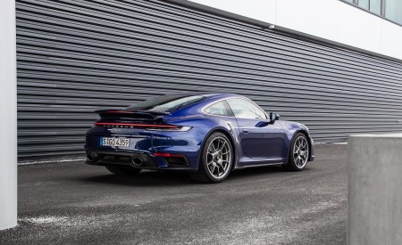 2021 Porsche 911 Turbo S Coupe (Color: Gentian Blue Metallic) Rear Three-Quarter Wallpapers 450x275 (186)