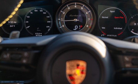 2021 Porsche 911 Turbo S Coupe (Color: Python Green) Digital Instrument Cluster Wallpapers 450x275 (45)