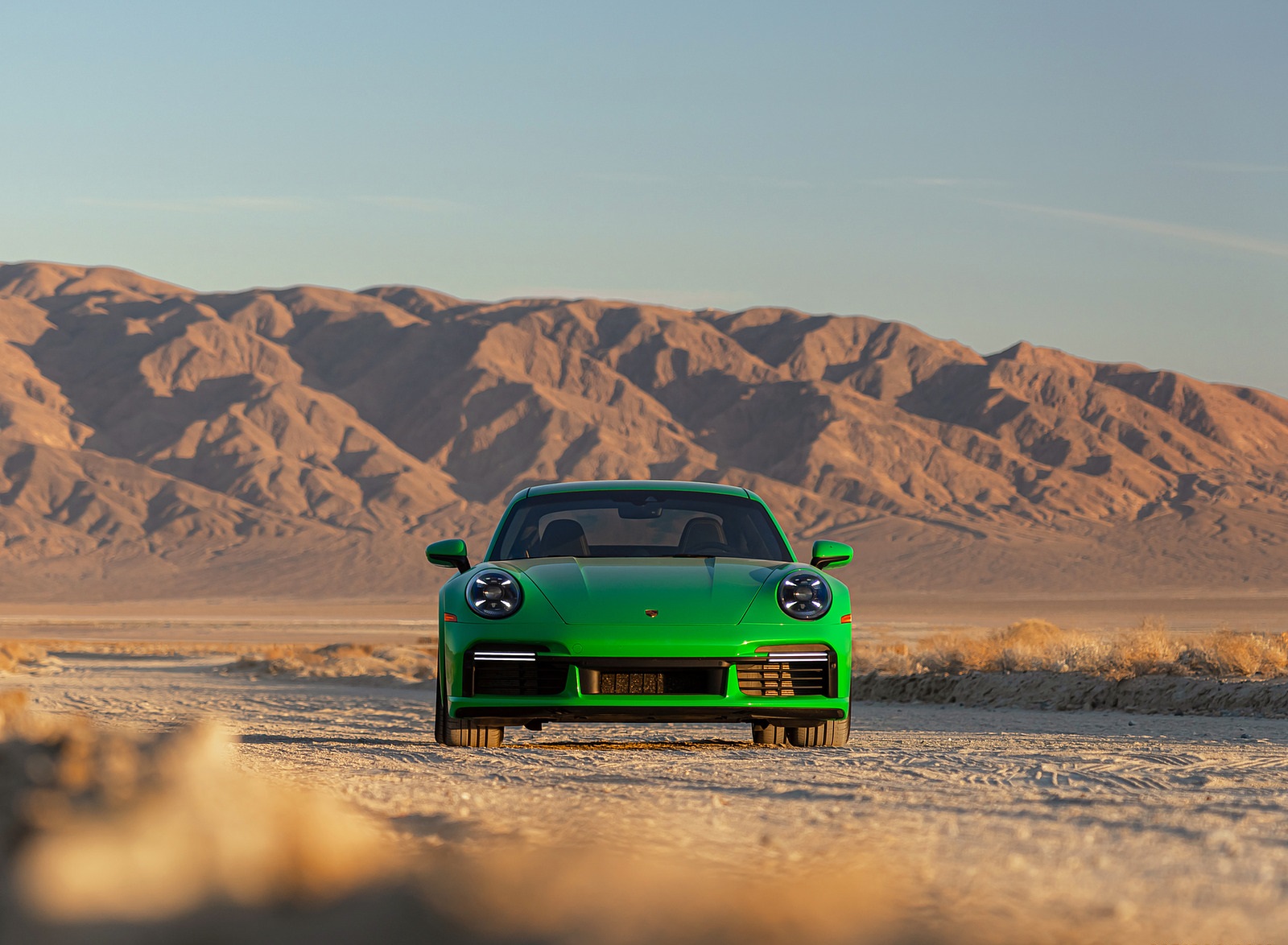 2021 Porsche 911 Turbo S Coupe (Color: Python Green) Front Wallpapers #11 of 254