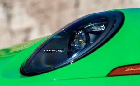 2021 Porsche 911 Turbo S Coupe (Color: Python Green) Headlight Wallpapers  450x275 (29)