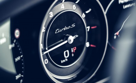 2021 Porsche 911 Turbo S Coupe Instrument Cluster Wallpapers 450x275 (249)