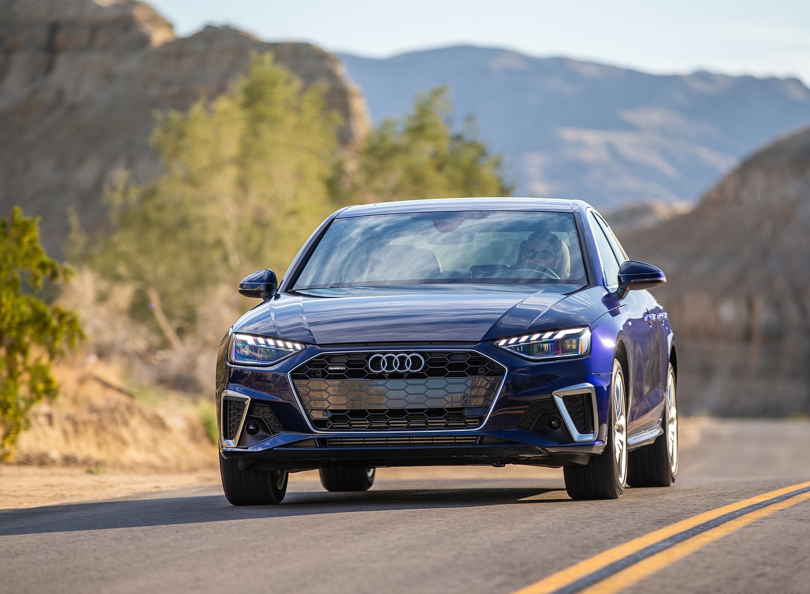 2020 Audi A4 (US-Spec) Front Wallpapers (8)